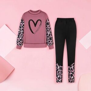 Heart Print Kids Sweatsuit Set - Pink and Black- Size 6/7
